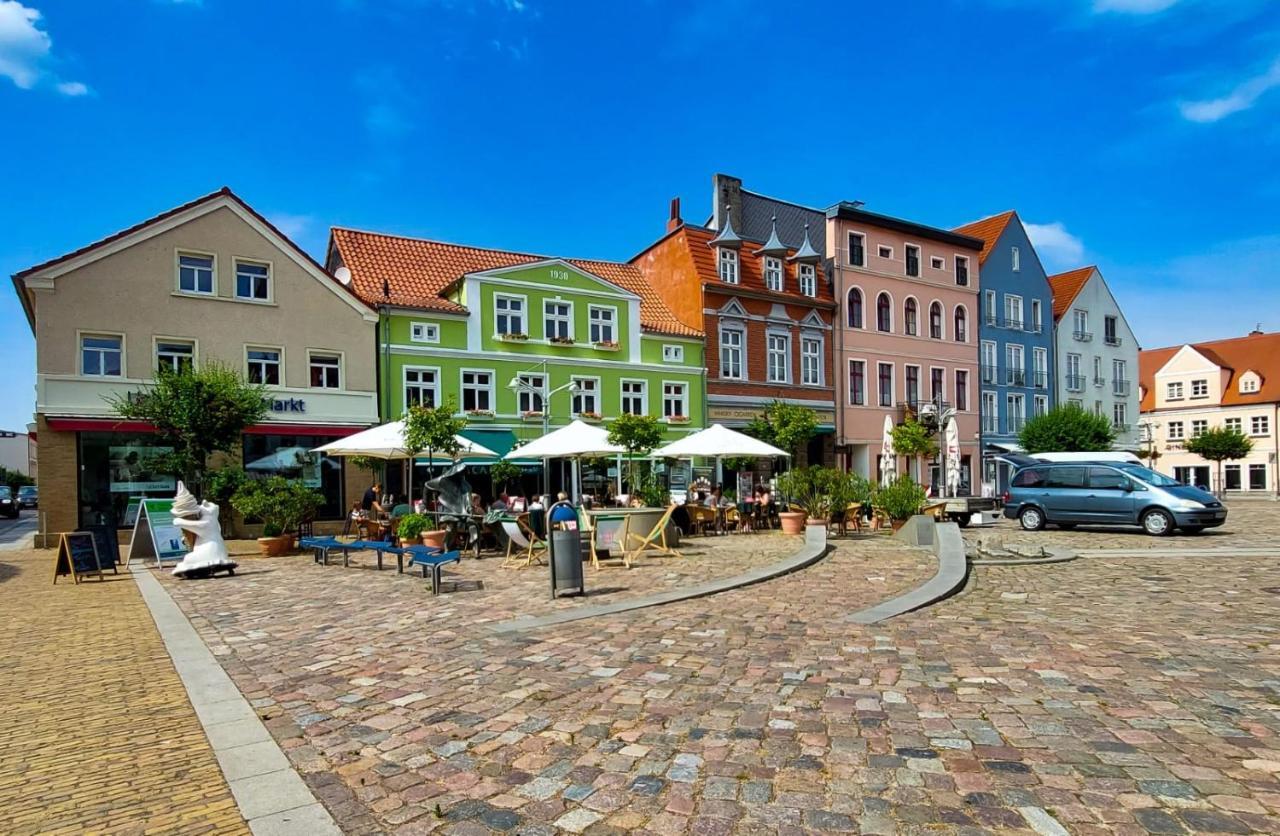 Anacapri Gästehaus Le Havre Ueckermünde Extérieur photo